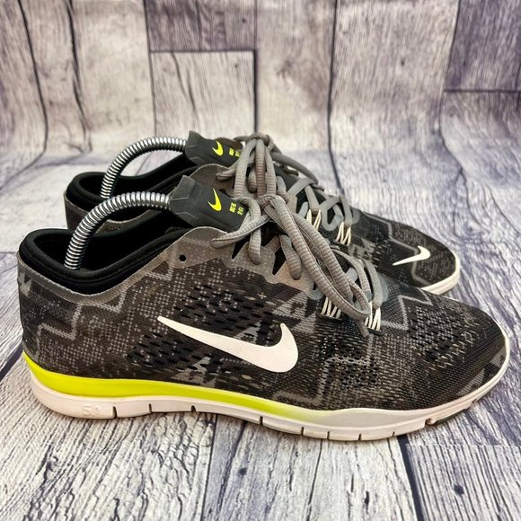 Nike Shoes - Nike Free 5.0 TR Fit 4 Print Women's Size 8 Running Training Athletic Shoes